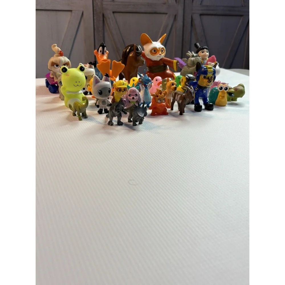 Lot Of Toy Animals‎